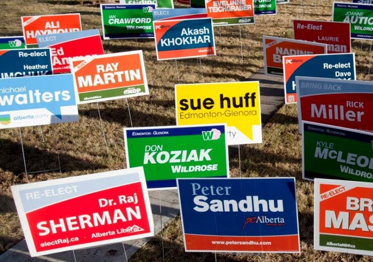 assortment-of-election-yard-signs-ColorCopiesUSA81